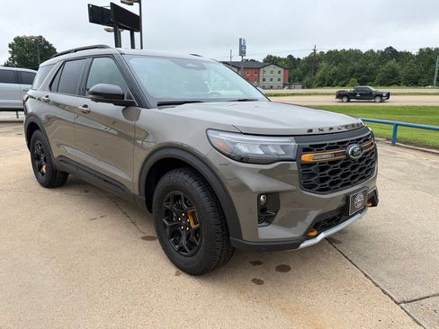 New 2026 Ford Explorer Tremor w/ Tremor Ultimate Package AWD/4WD image 32