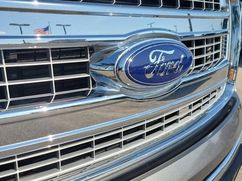 Used 2014 Ford F150 XLT w/ Equipment Group 302A Luxury image 7