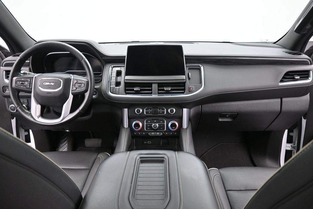 Used 2022 GMC Yukon SLT w/ SLT Premium Package RWD image 12