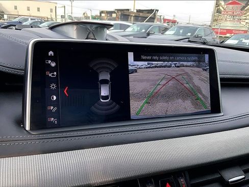 Used 2018 BMW X6 M image 29