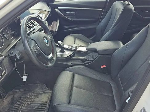 Used 2017 BMW 330i xDrive Sedan AWD/4WD image 5