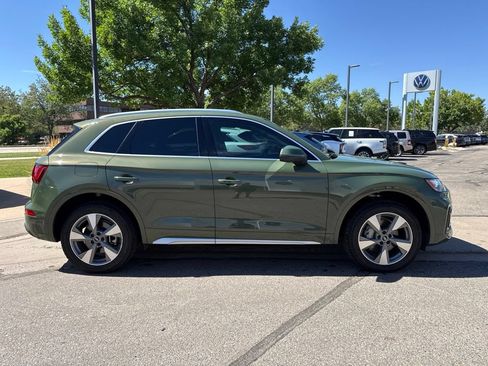 Used 2023 Audi Q5 2.0T Premium Plus w/ Premium Plus Package AWD/4WD image 6