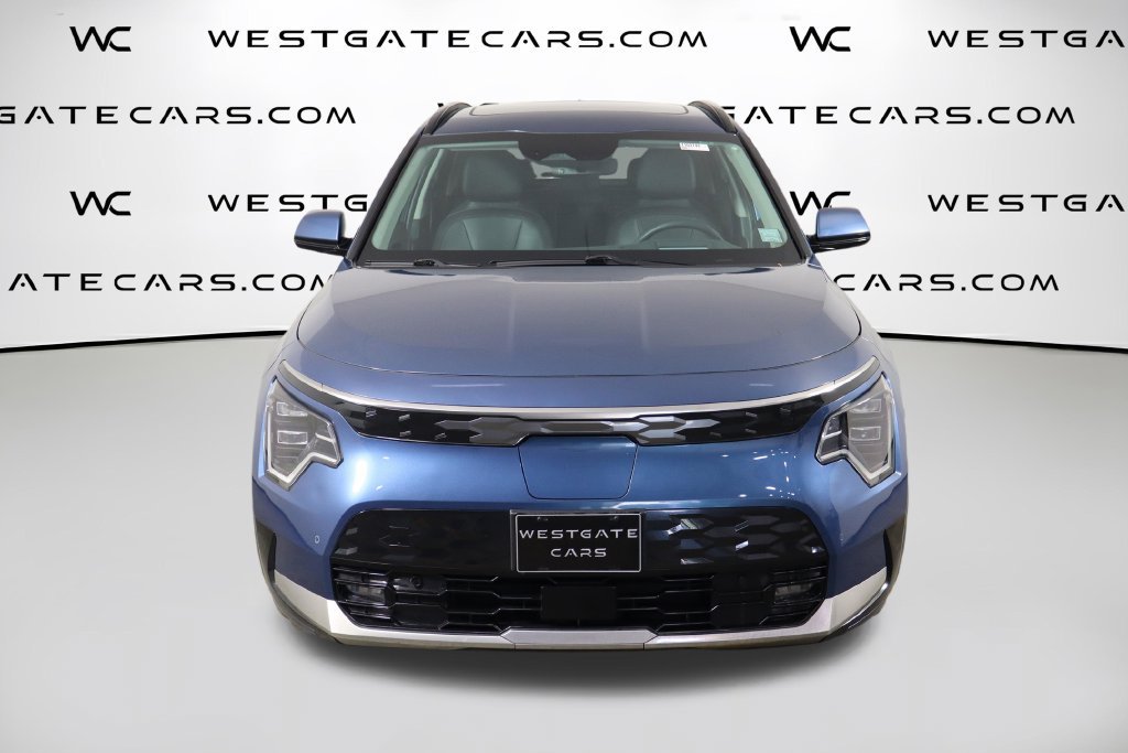Used 2023 Kia Niro Wave FWD image 2