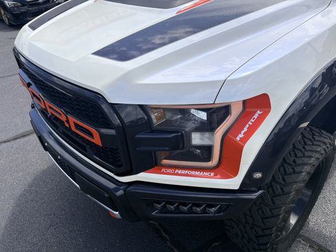 Used 2018 Ford F150 Raptor w/ Equipment Group 802A Luxury AWD/4WD image 8