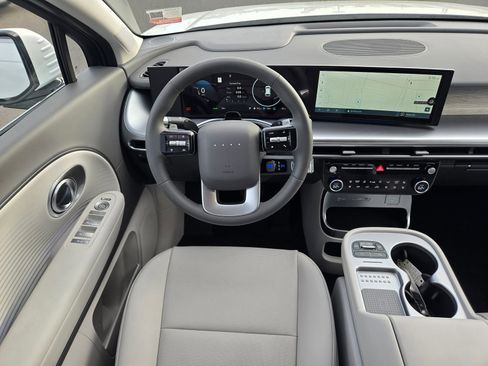 New 2026 Hyundai Ioniq 9 SEL image 12
