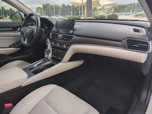 Used 2019 Honda Accord EX-L image 29