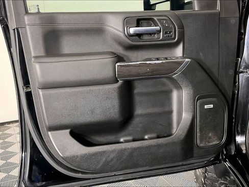 Used 2021 Chevrolet Silverado 3500 LTZ w/ LTZ Plus Package image 24