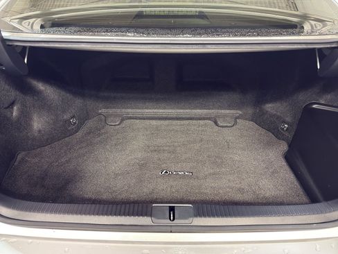 Used 2016 Lexus ES 300h image 30