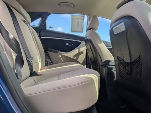 Used 2015 Hyundai Elantra GT image 12