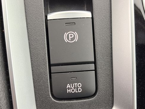 Certified 2021 Nissan Altima 2.5 SV w/ SV Premium Package AWD/4WD image 26