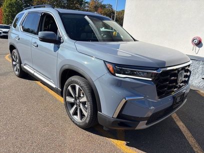 Used 2025 Honda Pilot Touring