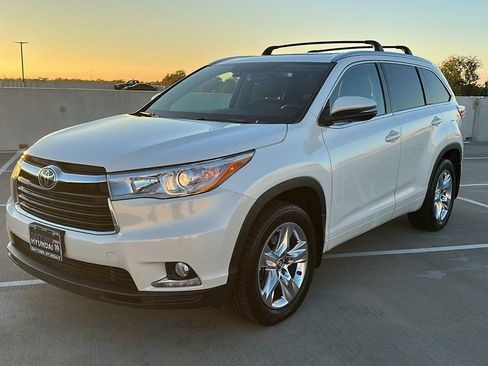 Used 2016 Toyota Highlander Limited image 9
