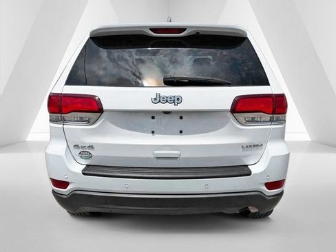 Used 2021 Jeep Grand Cherokee Laredo w/ Security & Convenience Group AWD/4WD image 6