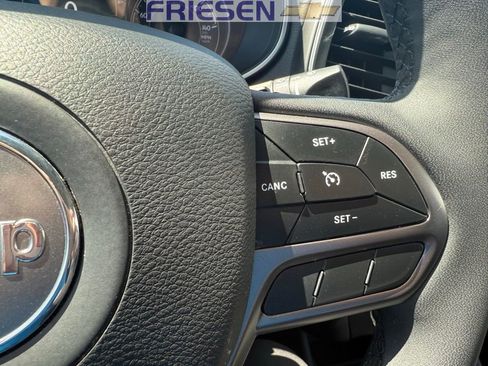 Used 2021 Jeep Cherokee Latitude Lux image 15