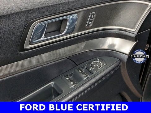 Certified 2018 Ford Explorer XLT w/ Equipment Group 202A image 15