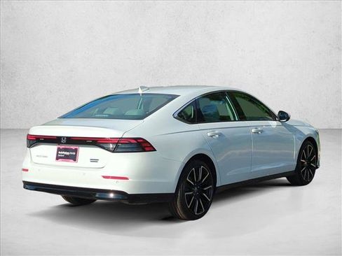 New 2026 Honda Accord Touring image 2