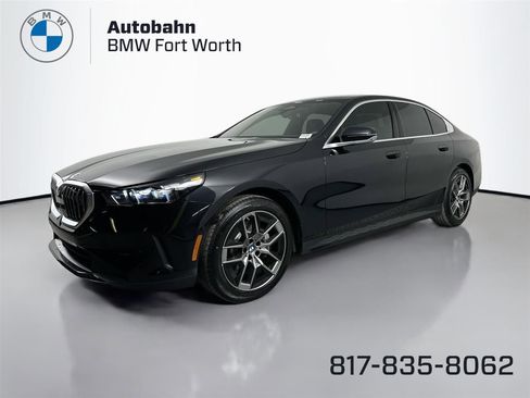 New 2026 BMW 530i xDrive 530i xDrive w/ Premium Package image 1