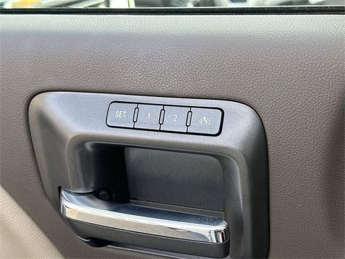 Used 2018 GMC Sierra 1500 SLT image 39