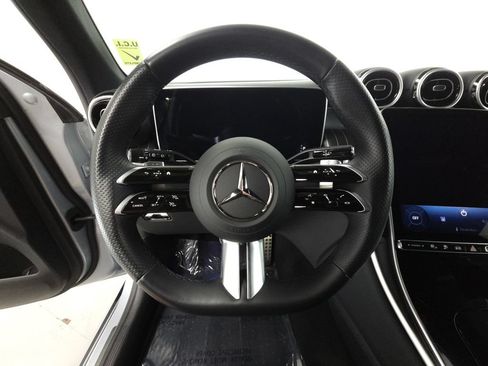Used 2025 Mercedes-Benz GLC 350e 4MATIC w/ AMG Line image 11
