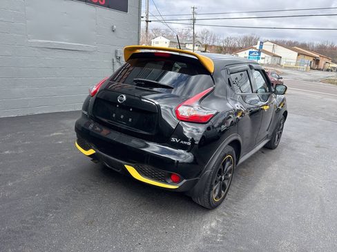 Used 2016 Nissan Juke SV AWD/4WD image 8
