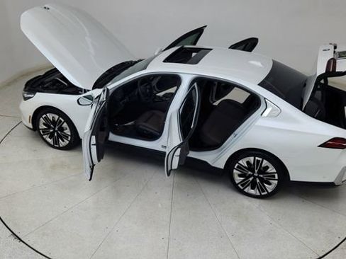 Used 2026 BMW 530i image 83