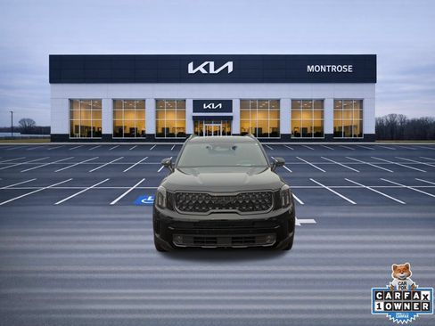 Used 2024 Kia Telluride SX Prestige X-Pro AWD/4WD image 2