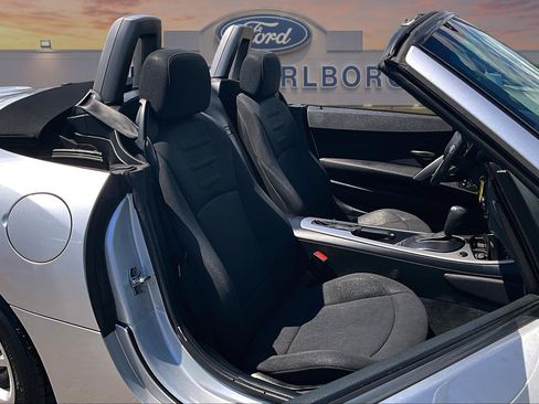 Used 2006 BMW Z4 3.0i RWD image 7