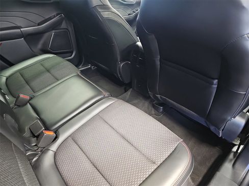 Used 2025 Ford Escape ST-Line image 11