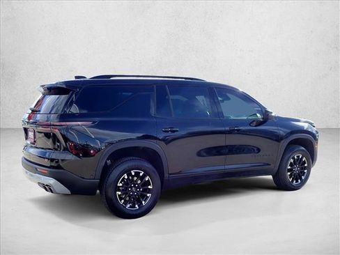 Used 2024 Chevrolet Traverse Z71 w/ Enhanced Driving Package AWD/4WD image 4