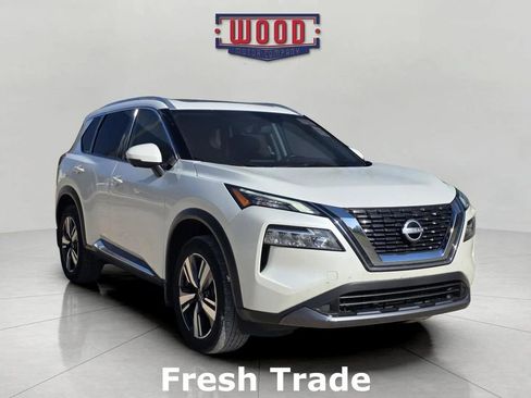 Used 2023 Nissan Rogue SL image 1