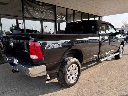 Used 2018 RAM 2500 Tradesman w/ Chrome Appearance Group image 5