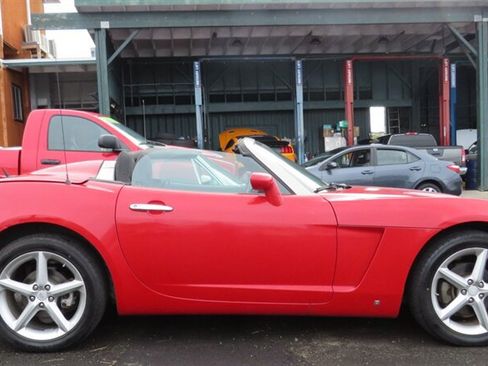 Used 2008 Saturn Sky RWD image 10