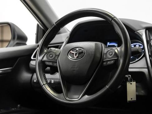 Used 2023 Toyota Camry SE FWD image 25