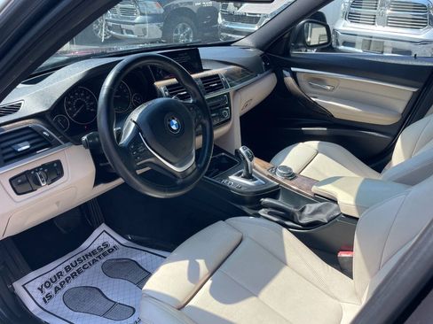 Used 2016 BMW 328i xDrive Sedan w/ Technology Package AWD/4WD image 10