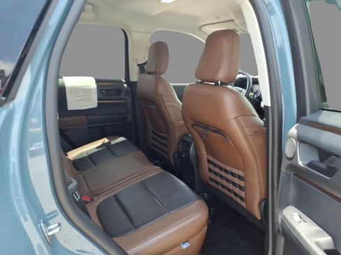 Certified 2022 Ford Bronco Sport Badlands w/ Premium Package AWD/4WD image 11