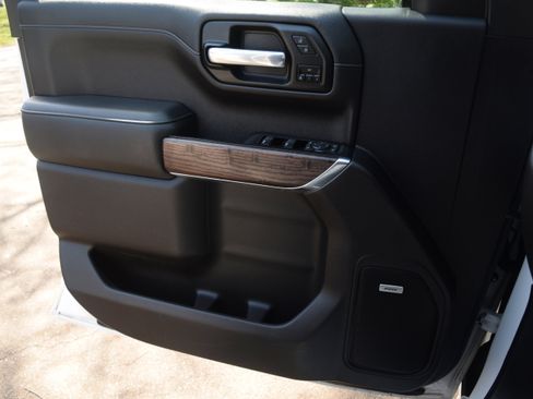 Used 2020 GMC Sierra 1500 Denali w/ Denali Ultimate Package AWD/4WD image 18