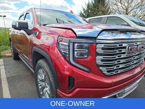 Used 2023 GMC Sierra 1500 Denali w/ Technology Package AWD/4WD image 4