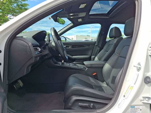 Certified 2025 Honda Civic Sport Touring image 11