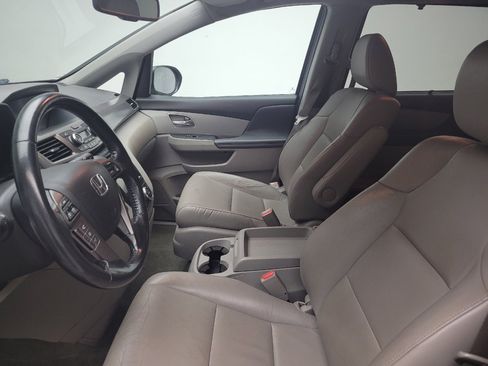 Used 2016 Honda Odyssey EX-L image 17