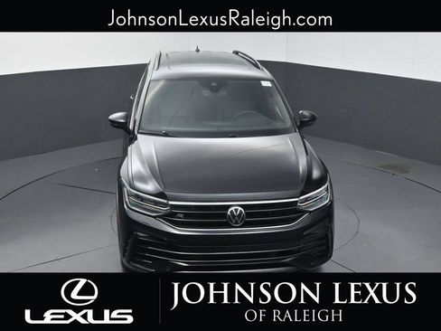 Used 2022 Volkswagen Tiguan SE R-Line AWD/4WD image 23