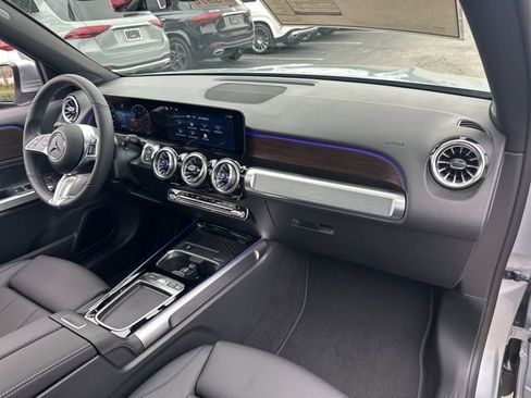 New 2026 Mercedes-Benz GLB 250 image 32