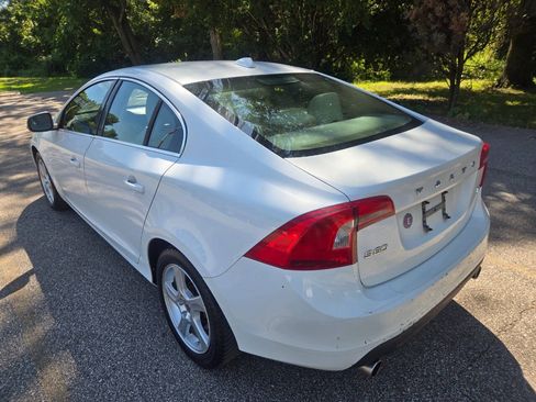 Used 2012 Volvo S60 T5 w/ Climate Pkg FWD image 7
