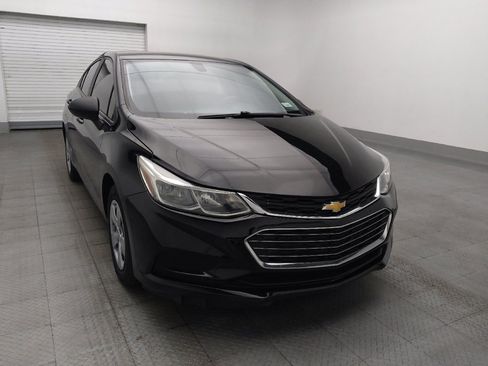Used 2018 Chevrolet Cruze LS FWD image 14