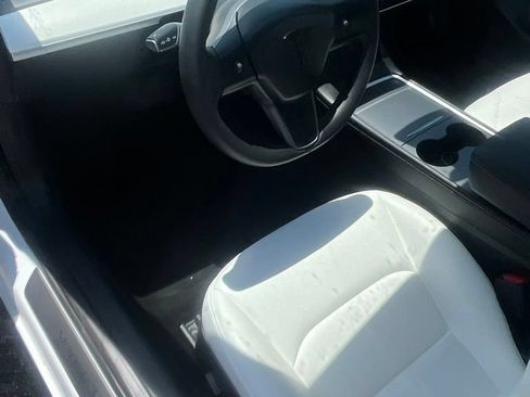 Used 2023 Tesla Model 3 Standard Range RWD image 6