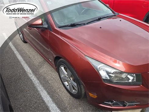 Used 2012 Chevrolet Cruze LT w/ RS Package FWD image 1