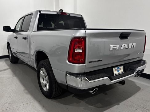New 2026 RAM 1500 4x4 Crew Cab image 38