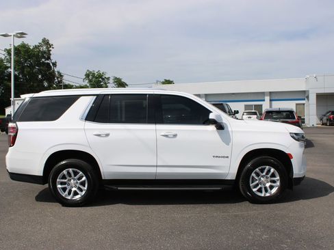Used 2022 Chevrolet Tahoe LT w/ Luxury Package RWD image 11