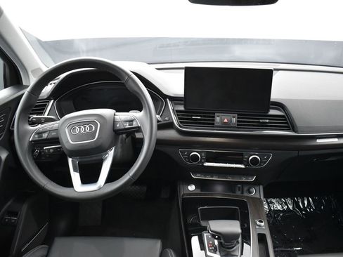 Used 2024 Audi Q5 e Premium Plus image 15