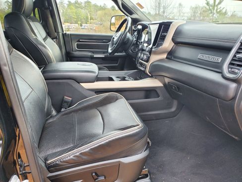 Used 2019 RAM 2500 Laramie image 9