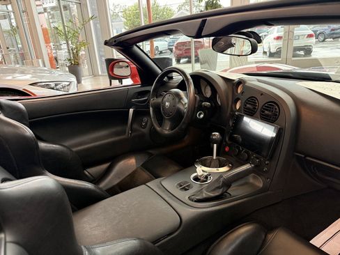 Used 2003 Dodge Viper SRT-10 RWD image 29